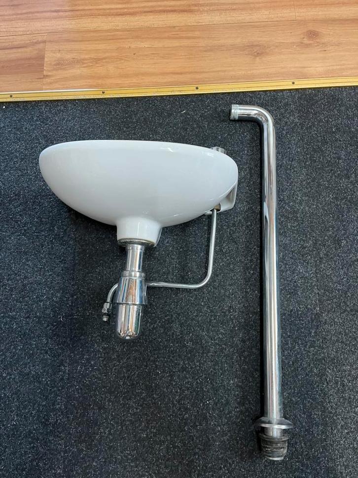Fonteintje voor toilet compleet, Doe-het-zelf en Verbouw, Sanitair, Zo goed als nieuw, Toilet, Ophalen