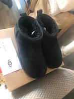 Maat 38Nieuwe UGG Mini Bailey Laarzen Zwart, Kleding | Dames, Schoenen, Ophalen of Verzenden, Nieuw, Zwart, Lage of Enkellaarzen