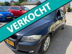 BMW 3-serie 318i Business Line, 65 €/maand, Achterwielaandrijving, Zwart, Origineel Nederlands