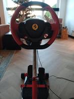 Trustmaster Ferrari 458 spider stuur, pedalen en standaard, Ophalen, Zo goed als nieuw, Stuurtje of Sportattribuut, Xbox One