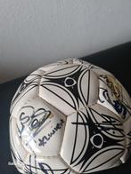 Leren wedstrijdbal met echte handtekeningen 95,96, Ophalen of Verzenden, Buitenlandse clubs, Shirt
