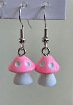 Oorbellen paddenstoelen, Sieraden, Tassen en Uiterlijk, Oorbellen, Ophalen of Verzenden, Nieuw, Overige materialen