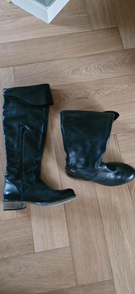 Jonny's zwarte leren hoge laarzen - nooit gedragen, Kleding | Dames, Schoenen, Nieuw, Hoge laarzen, Zwart, Ophalen of Verzenden