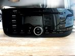 Originele autoradio Fiat Punto III 2012-2018, Auto diversen, Ophalen of Verzenden, Zo goed als nieuw
