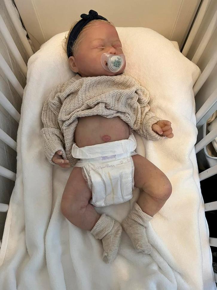 Realistische Silicone Reborn Baby, Verzamelen, Poppen, Gebruikt, Babypop, Levensecht of Reborn, Ophalen of Verzenden