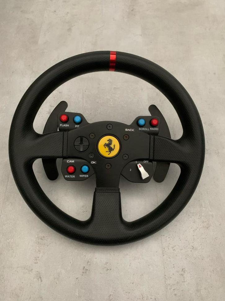 Thrustmaster Ferrari GTE stuur add-on - T300 compatibel, Spelcomputers en Games, Spelcomputers | Overige Accessoires, Zo goed als nieuw