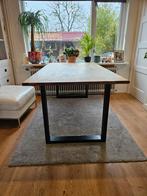 ZGAN eetkamertafel massief eiken met stalen poten, Ophalen of Verzenden