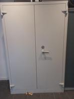 Grote metalen brandkast met slot, Ophalen, Gebruikt