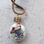 Vintage Ketting glazen flesje met steentjes zgan, Ophalen of Verzenden, Zo goed als nieuw, Steen of Mineraal, Verstelbaar