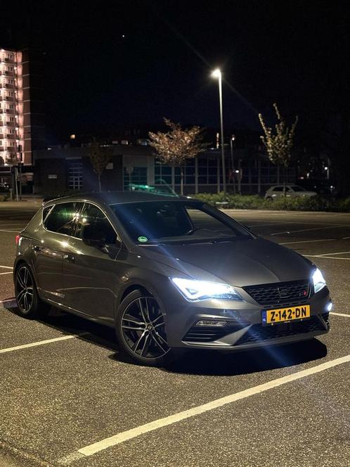 Seat Leon 2.0 TSI CUPRA 300, Auto's, Seat, Particulier, Leon, Benzine, Stationwagon, Automaat, Geïmporteerd, Zilver of Grijs, Voorwielaandrijving
