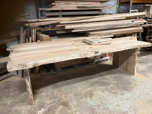 Eiken stoere boomstam tafel bijna 8 dik met onderstel hout, Huis en Inrichting, Tafels | Eettafels, Zo goed als nieuw, 200 cm of meer