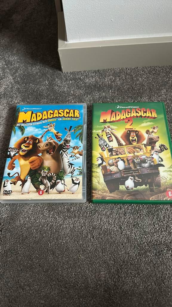 Dvd’s Madagascar 1 en 2, Cd's en Dvd's, Dvd's | Tekenfilms en Animatie, Zo goed als nieuw, Amerikaans, Tekenfilm, Vanaf 6 jaar
