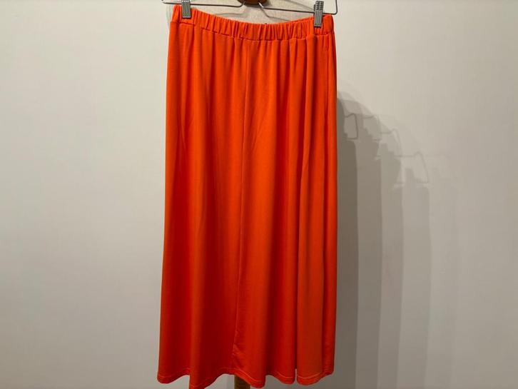 Nieuwe rok van La Salle maat 38, Kleding | Dames, Rokken, Nieuw, Maat 38/40 (M), Oranje, Onder de knie, Verzenden