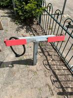 Fietsbeugels met betonvoet, Ophalen