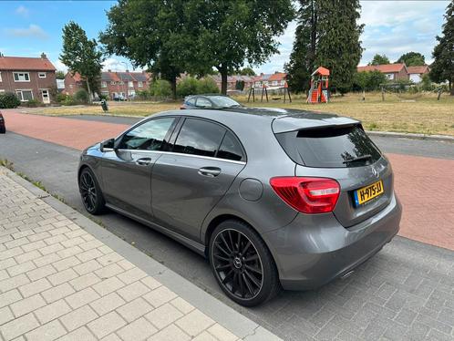hele mooie Mercedes A180 Nightpakket, Auto's, Mercedes-Benz, Particulier, A-Klasse, ABS, Airbags, Airconditioning, Alarm, Android Auto