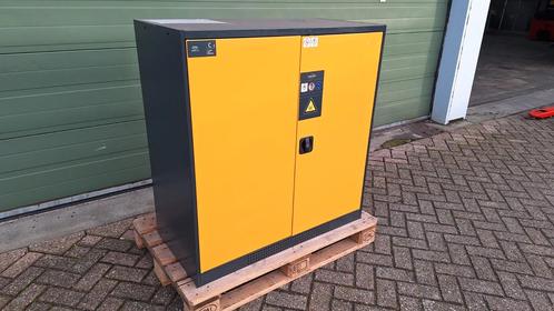 Veiligheidskast Miljeukast Chemiekast Chemicaliënkast, Huis en Inrichting, Brandblussers en Brandkasten, Zo goed als nieuw, Brandkast