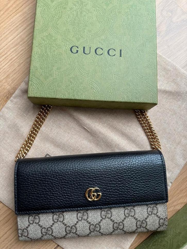 Gucci Chainwallet nieuw, Sieraden, Tassen en Uiterlijk, Portemonnees, Nieuw, Zwart, Ophalen of Verzenden