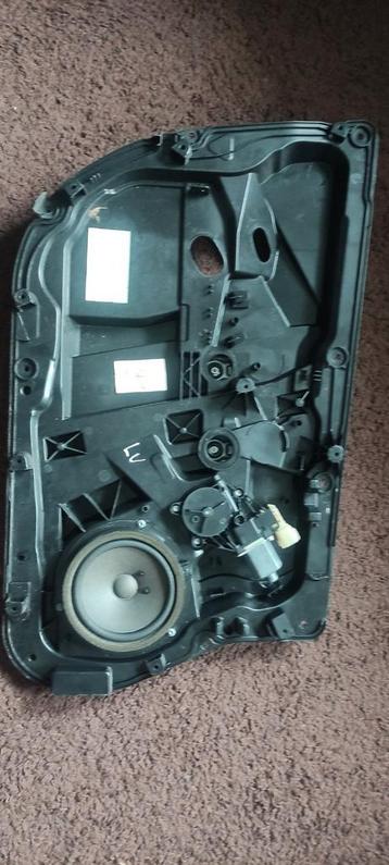 Ford Fiesta 4 deurs vanaf 2009 linksvoor mechaniek met motor beschikbaar voor biedingen