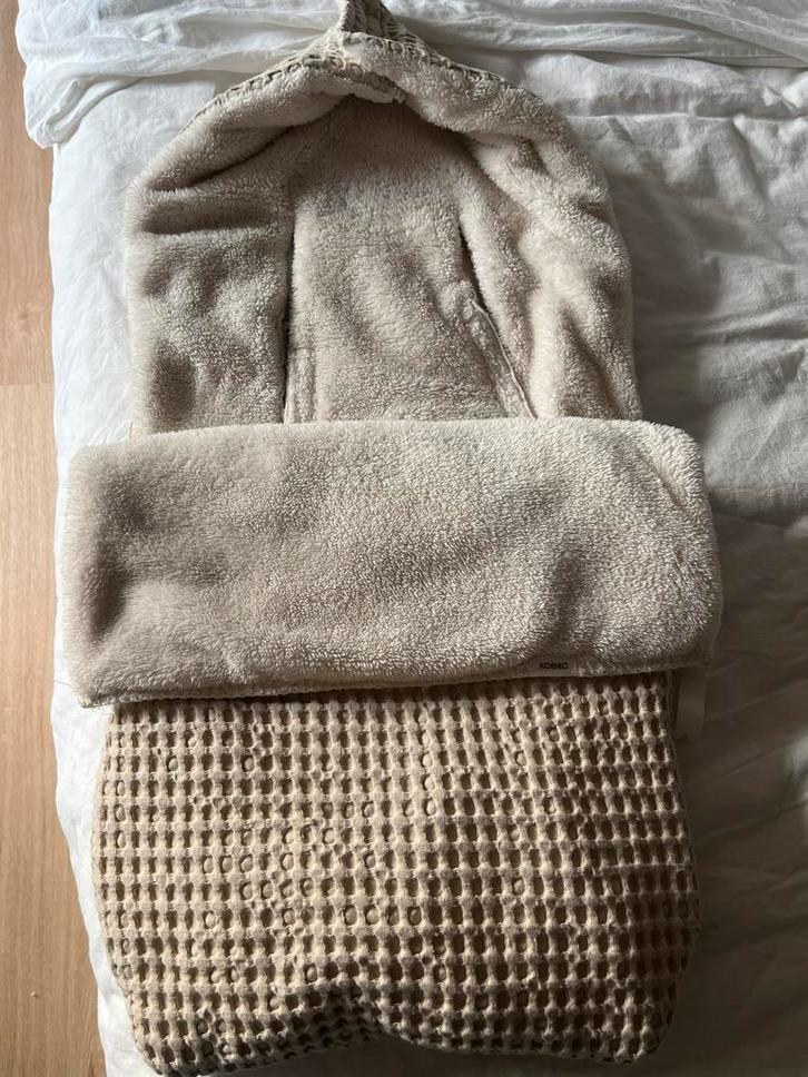 Koeka Voetenzak Autostoel - bijna nieuw, Kinderen en Baby's, Dekens, Slaapzakjes en Inbakerproducten, Zo goed als nieuw, Deken