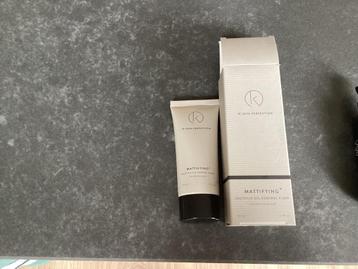 IK Skin Perfection mattifying fluid en prered serum beschikbaar voor biedingen