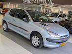 Peugeot 206 1.4 XR NAP, Stuurbekrachtiging (bj 2004), Auto's, Peugeot, Voorwielaandrijving, Stof, 31 €/maand, 4 cilinders