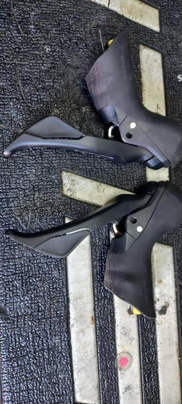 Shimano GRX ST-RX600 shifters beschikbaar voor biedingen