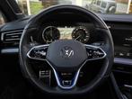 Volkswagen Touareg 3.0 TSi eHybrid 4MOTION R Line |PANO|TREK, Auto's, Volkswagen, Gebruikt, Zwart, 2995 cc, Wit
