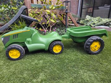 Nette looptrekker met kar beschikbaar voor biedingen