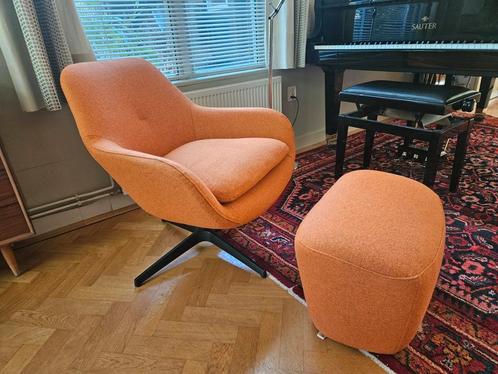 Pode Sparle 1 met hocker, Huis en Inrichting, Fauteuils, Zo goed als nieuw, Stof, Ophalen