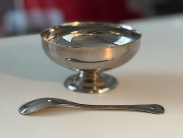 WMF ijscoupe met lepel beschikbaar voor biedingen