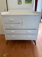 Witte houten vintage/retro commode, Kinderen en Baby's, Kinderkamer | Commodes en Kasten, Ophalen, 50 tot 70 cm, 100 cm of meer