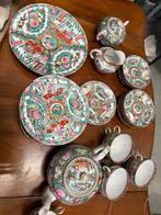 Japans Servies met Theepot, Borden, en Kopjes, Antiek en Kunst, Ophalen