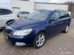 Skoda Octavia Combi 1.2 TSI Tour Business Line, Auto's, Skoda, Voorwielaandrijving, Euro 5, Stof, Gebruikt