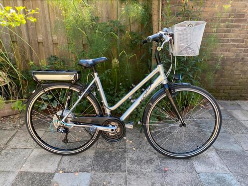 Koga E-Light sportieve damesfiets elektrisch, Fietsen en Brommers, Fietsen | Dames | Sportfietsen en Toerfietsen, Zo goed als nieuw