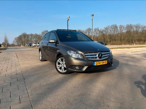 Mercedes B180 AUT Pano Leer Cruise Control Parkeersensor, Auto's, Mercedes-Benz, Particulier, Ophalen