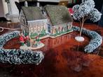 Kerstdorp boerderij + heg +licht + poppetjes!, Diversen, Kerst, Ophalen of Verzenden, Zo goed als nieuw