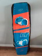 CrazyFly Addict 142x43 + HyperLite wakeboots, Watersport en Boten, Kitesurfen, Twintip, Ophalen, Gebruikt, Kiteboard