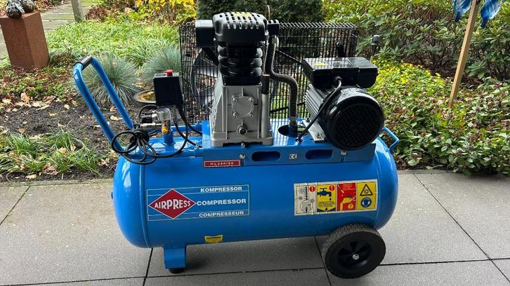 Airpress Compressor HL 340-90, Doe-het-zelf en Verbouw, Compressors, Zo goed als nieuw, 6 tot 10 bar, 25 tot 100 liter, 200 tot 400 liter/min
