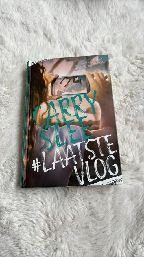 Carry Slee - #LaatsteVlog, Boeken, Kinderboeken | Jeugd | 13 jaar en ouder, Zo goed als nieuw, Ophalen of Verzenden
