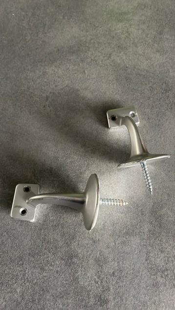 Aluminium leuning dragers 5 stuks beschikbaar voor biedingen
