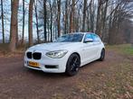 Bmw 1serie urban sport, Auto's, BMW, 4 cilinders, Wit, Origineel Nederlands, 1200 kg
