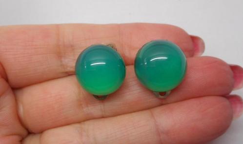 Zilveren antieke oorclips met groene stenen nr.1353, Sieraden, Tassen en Uiterlijk, Oorbellen, Zo goed als nieuw, Zilver, Zilver