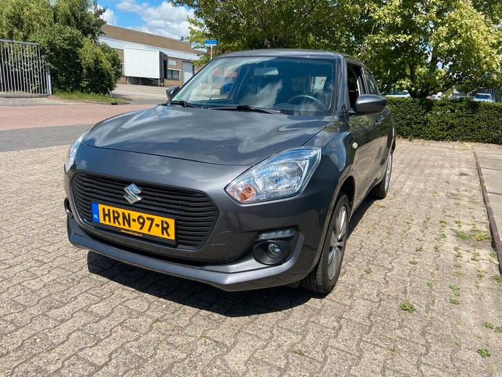 Suzuki Swift  All-Gripp 4x4 1.2 Dualjet 90pk Bj.2018 Grijs, Auto's, Suzuki, Bedrijf, Swift, 4x4, ABS, Airbags, Apple Carplay, Boordcomputer