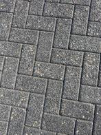 Beton klinkers keiformaat, Ophalen, Beton, Klinkers