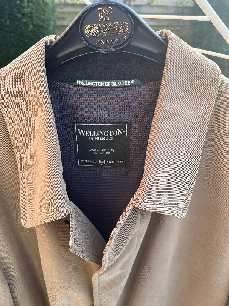 Lange Engelse overjas Wellinton, Kleding | Heren, Beige, Maat 56/58 (XL), Ophalen of Verzenden, Zo goed als nieuw