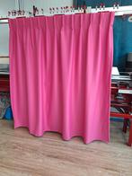 Roze Verduisterend Gordijn 142x115cm, Huis en Inrichting, Stoffering | Gordijnen en Lamellen, Ophalen of Verzenden, Nieuw, 200 cm of meer