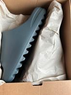 Adidas yeezy yzy slide slate marine 44,5, Ophalen of Verzenden, Nieuw