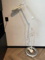 Loeplamp op statief met wielen, Huis en Inrichting, Ophalen of Verzenden, Gebruikt, Minder dan 50 cm