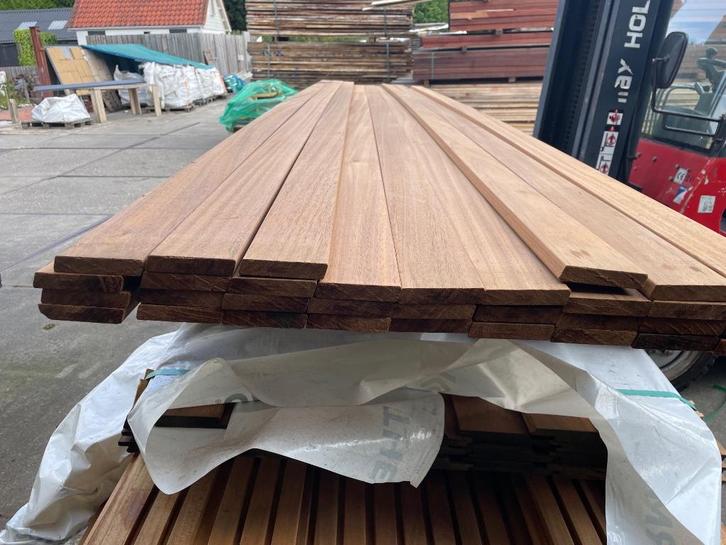 Ayous rhombus ruit stuks 215 cm ook frake 40m2, Tuin en Terras, Palen, Balken en Planken, Nieuw, Planken, 250 cm of meer, Hardhout