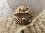 Vintage ronde broche met kunst parels, Antiek en Kunst, Curiosa en Brocante, Ophalen of Verzenden